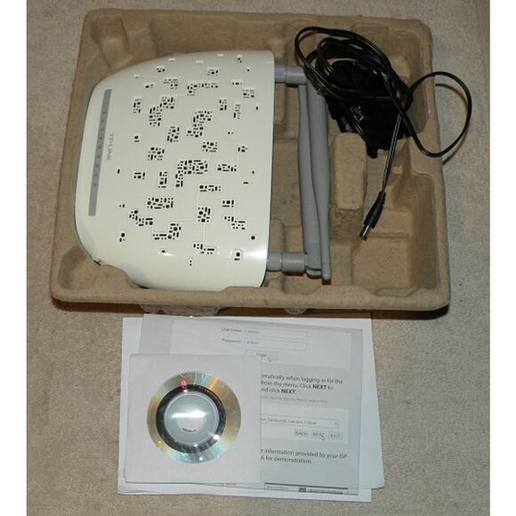 TP-LINK 300Mbps Wireless N ADSL2+ Modem Router Model No. TD-W8961ND - Picture 2 of 2